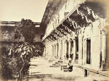 Courtyard of the Agra Fort, Uttar Pradesh