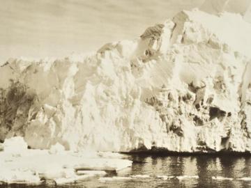 Grattes ciels de glace