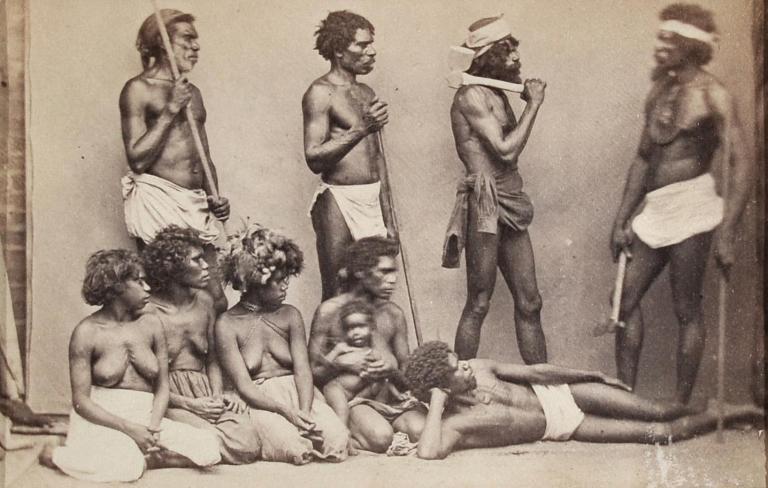 Groupe d'aborigènes 