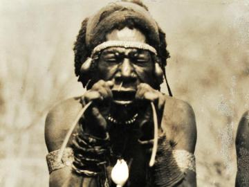 A lot of 31 photographs of Natives of Papua-New Guinea