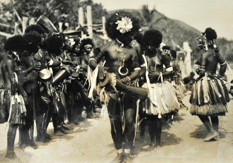 A lot of 31 photographs of Natives of Papua-New Guinea