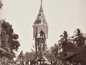 Procession funéraire d'un prêtre bouddhiste, rangoon