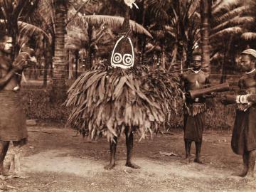 Ensemble de six photographies, Baie de l'Astrolabe, Nouvelle-Guinée allemande