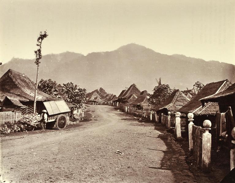 Hampong Tjimamatjan, near Tindang luiju