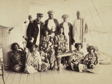 The queen Binao with her sister Cavi and Royal Court at Nossi Be