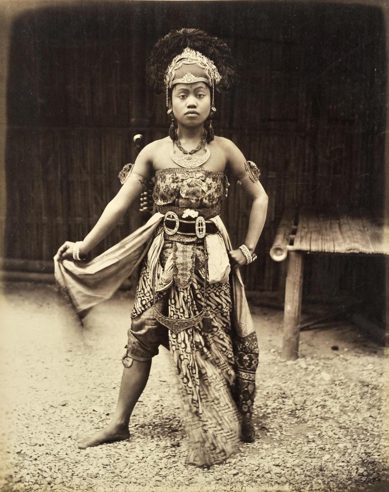 Javanese dancer at Kampong, Exposition Universelle of 1889 , Paris